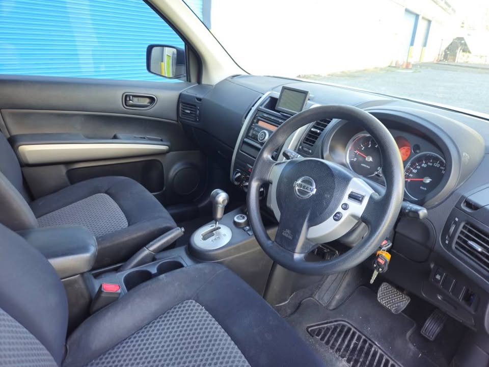 2010 Nissan X-trail auto 4x4 finance made easy 8.jpg